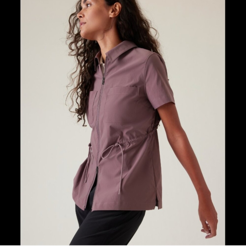 Athleta Cinch Mauve Full Zip Short Sleeves Water-Repellent Top Women’s Large